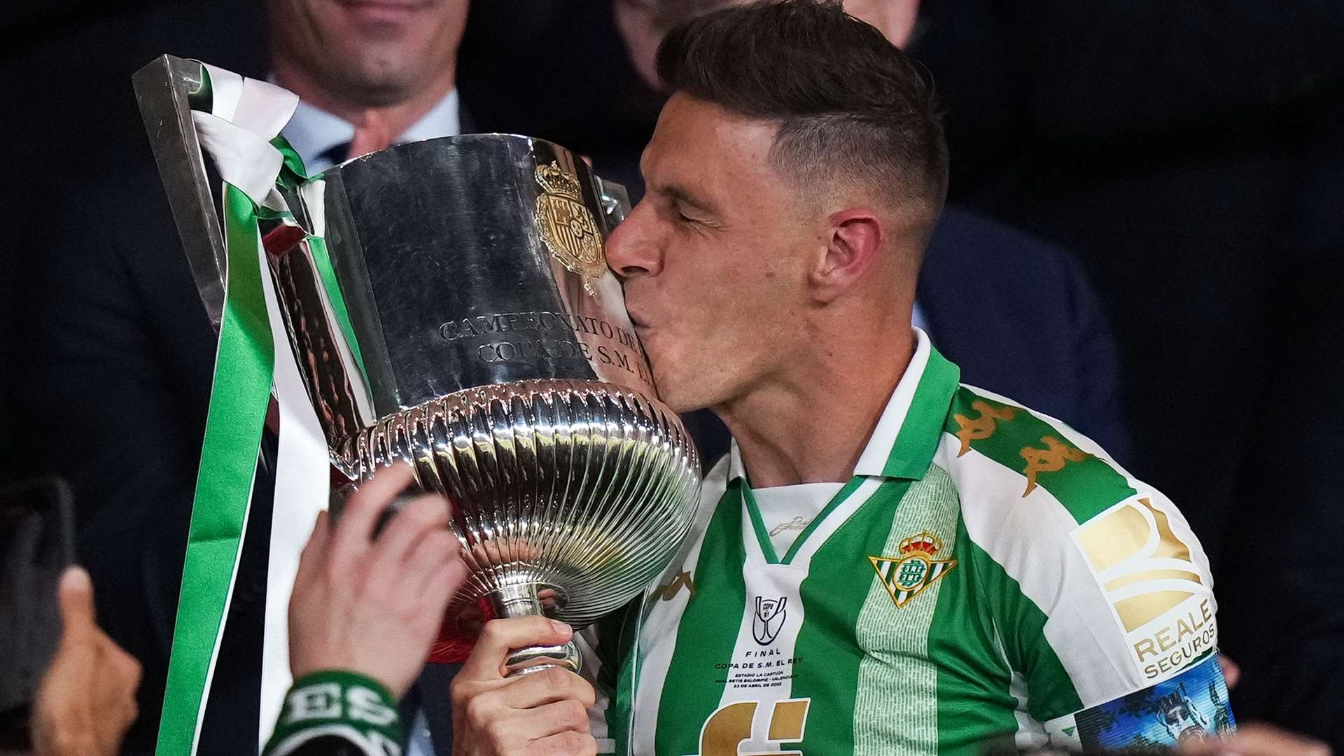 比赛中间的 比赛中间的