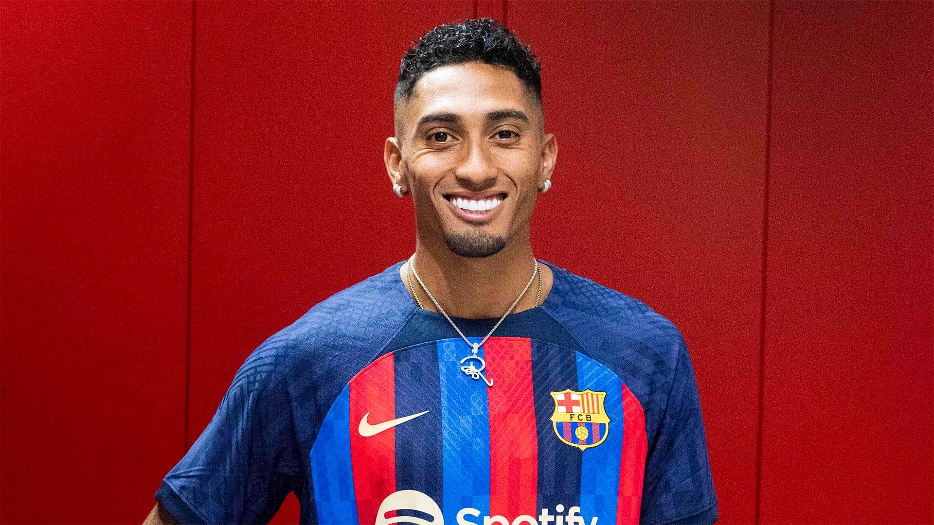 展开了深入 展开了深入